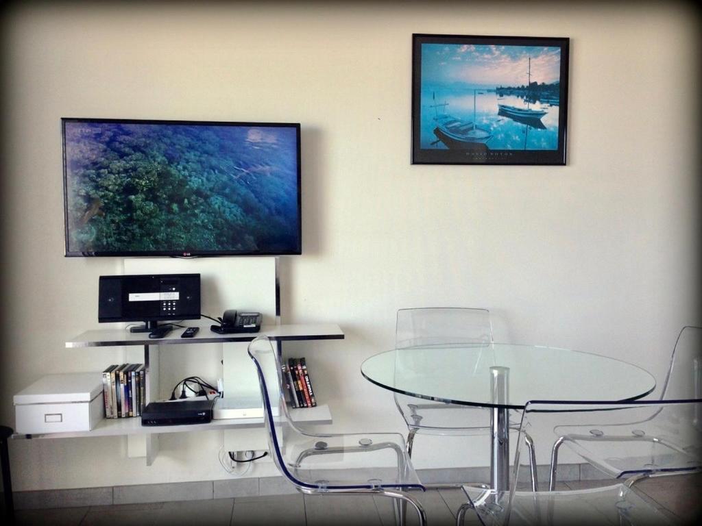 "Luigi" BALCON SUR LA MER et le Port de Sète Extérieur photo