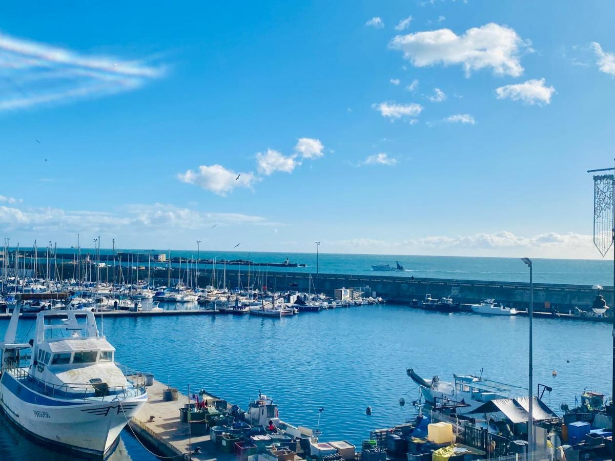 "Luigi" BALCON SUR LA MER et le Port de Sète Extérieur photo