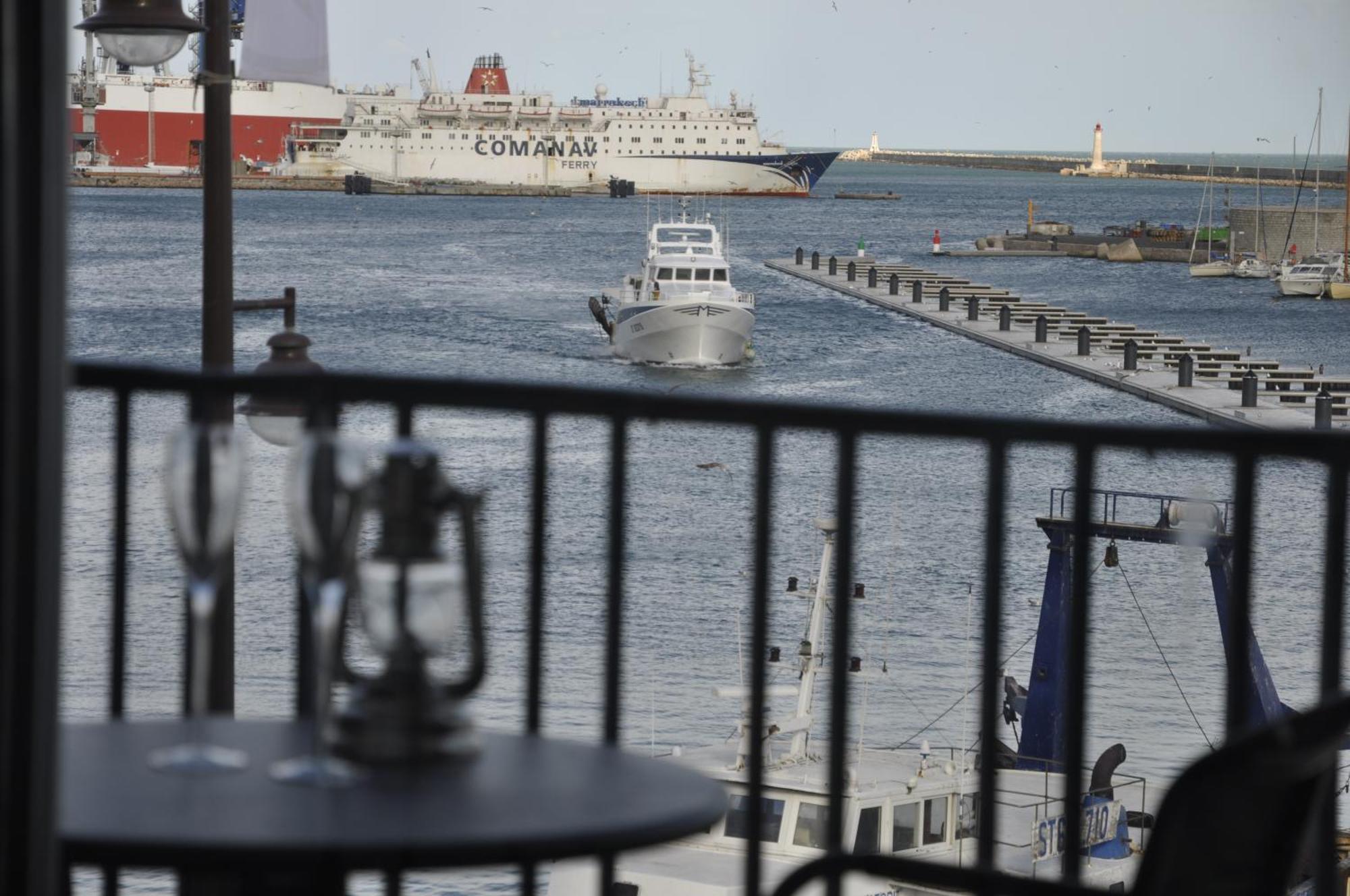 "Luigi" BALCON SUR LA MER et le Port de Sète Extérieur photo