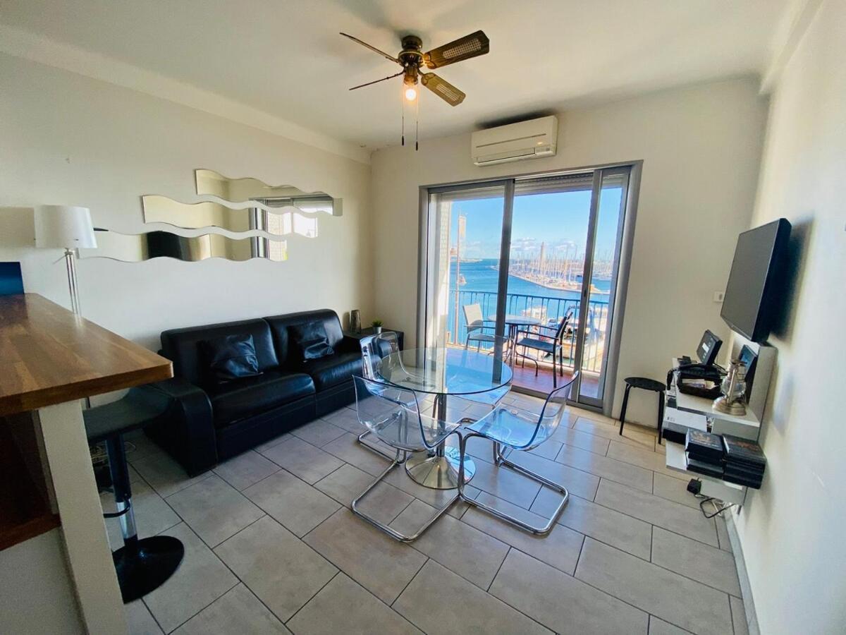 "Luigi" BALCON SUR LA MER et le Port de Sète Extérieur photo